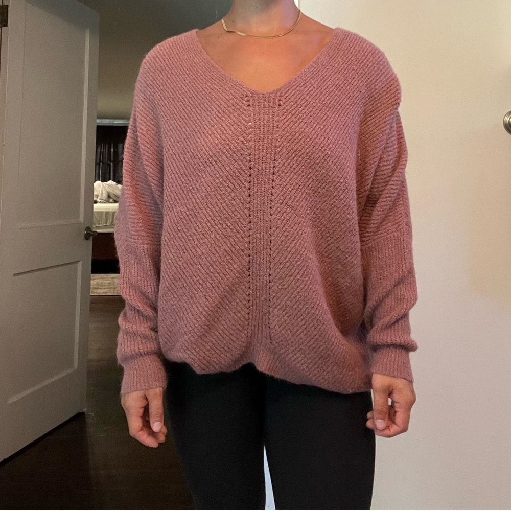 Lulus sweater